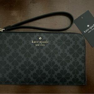 Kate Spade Black Lucy Spade Flower Medium Zip Wristlet